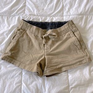 Khaki The North Face Shorts
